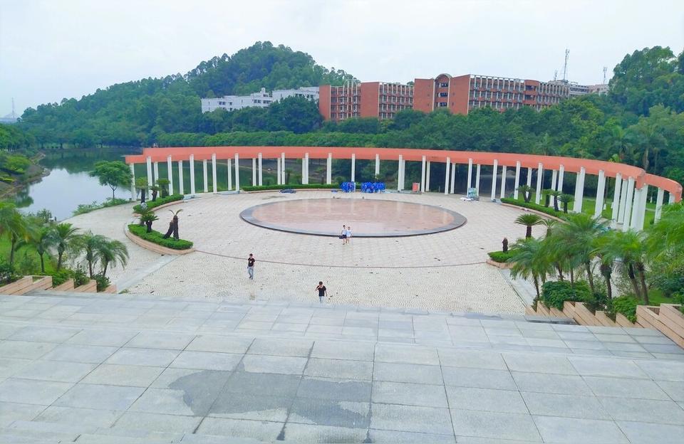 广州市番禺区职业技术学校-广州番禺职业技术学院的录取分数线要多少